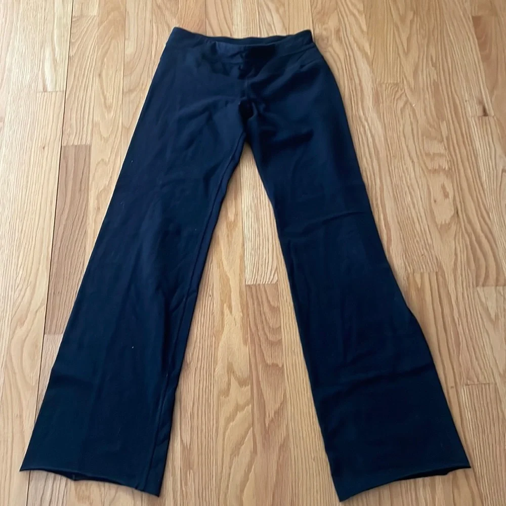 Old navy yoga pants, extra smalls in black. I - Picture 1 of 2